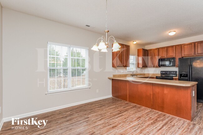 Photo - 620 Prickly Pear Dr