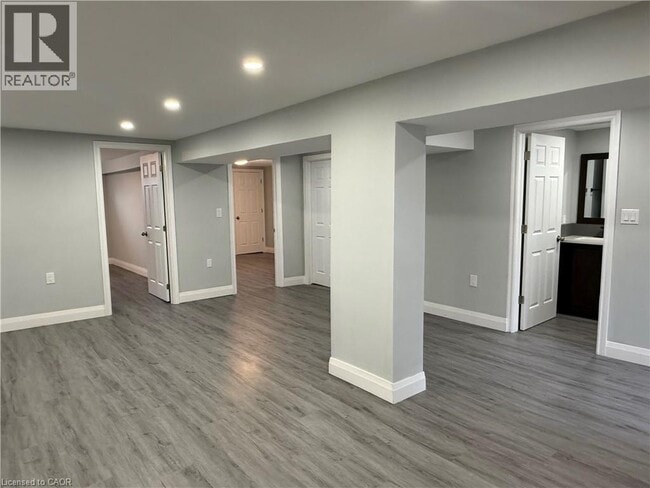 Photo - 198 Glennie Ave