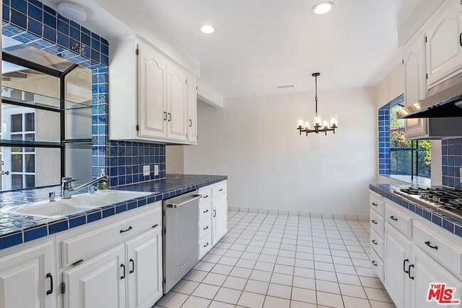 Photo - 11555 Duque Dr