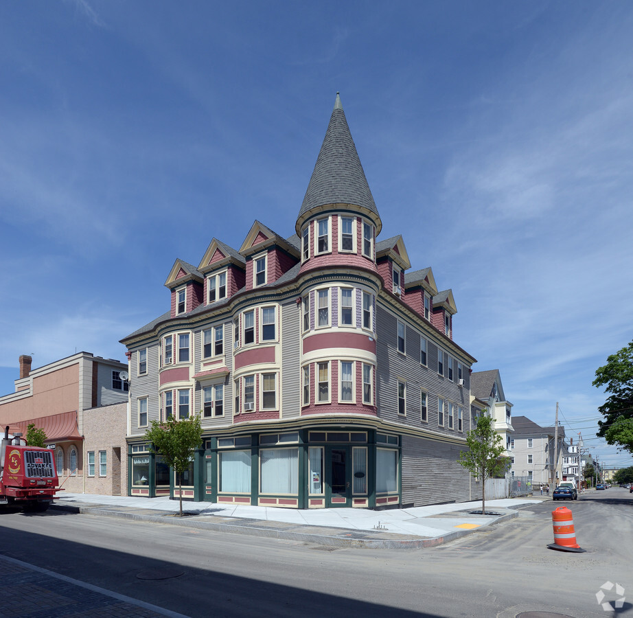 Photo - Talbot Apartments