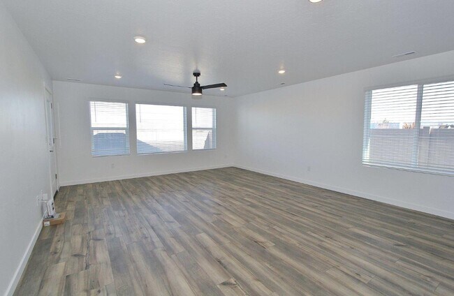 Photo - Immaculate Single-Level Home