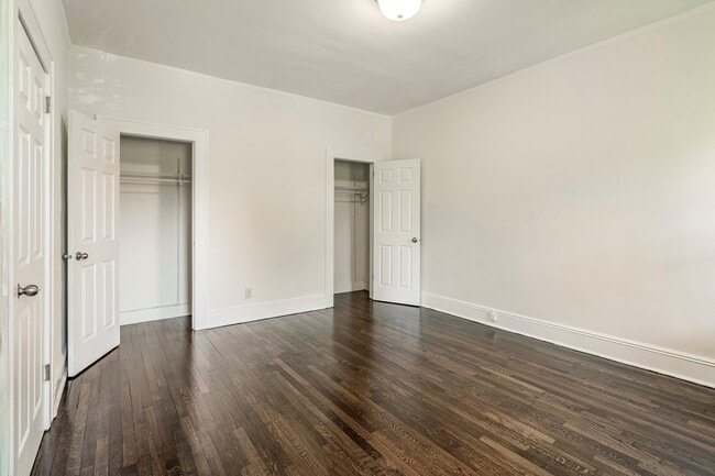 55 Monroe Place Apartments