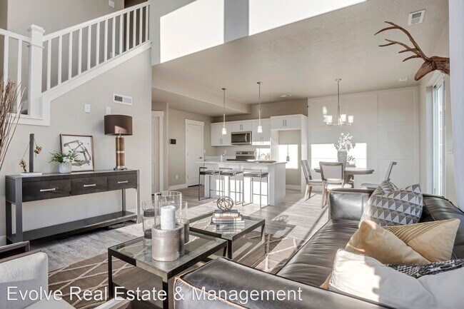 3 br, 2.5 bath House - 1114 W 1860 S - 3 br, 2.5 bath House - 1114 W 1860 S