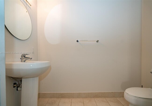 Photo - 1900 N Bayshore Dr Unidad 3501