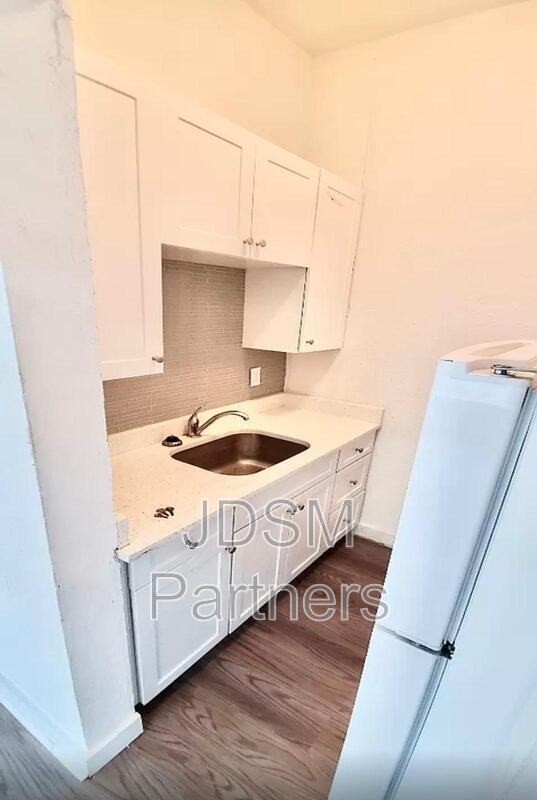 Photo - 1263 N Clarkson St Unit 2