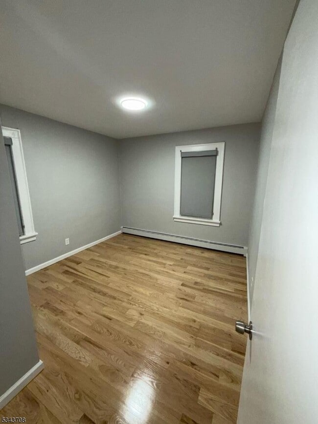 Photo - 32 Hornblower Ave