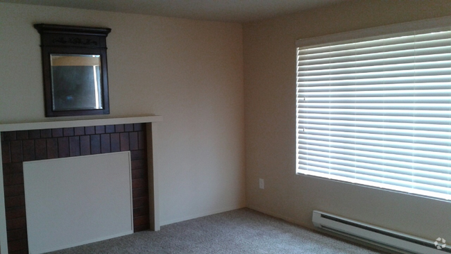 Building Photo - 545 37th St SE Rental