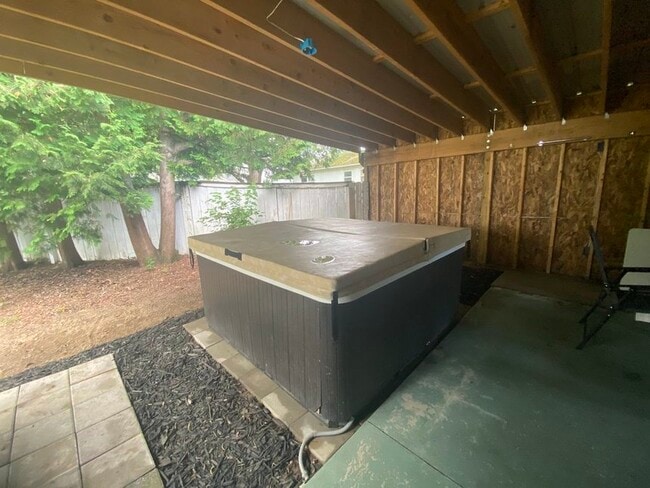 4 Hathorn St Unit House