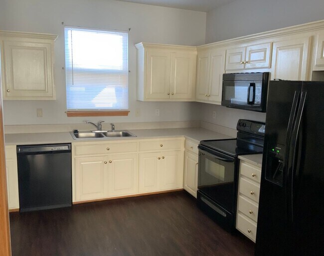 Photo - 21680 Villages of Stone Creek Unit 21680