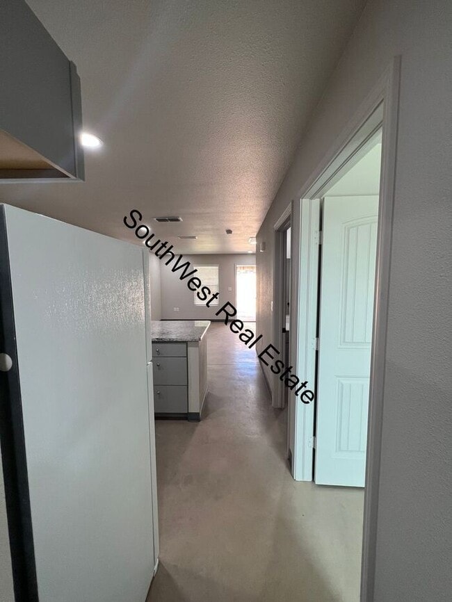 Photo - Spacious 2 bedroom 2 Bath apartment