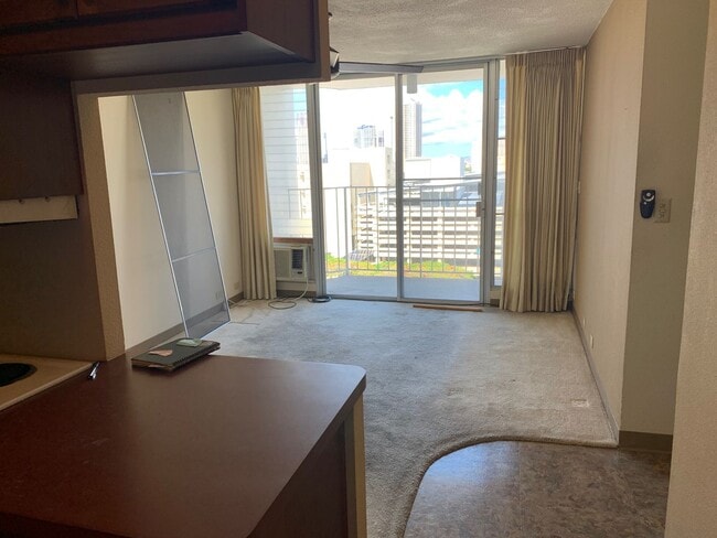 Photo - 2 Bedroom/1 Bath, 1 Parking Stall Unit in the Heart of Honolulu, Pet Friendly Unit 902