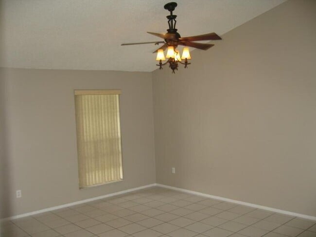 Photo - 5628 Pebble Brook Ln