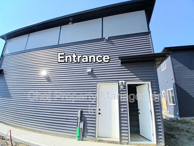 Photo - 6381 King Wynd SW Unit Garden Suite