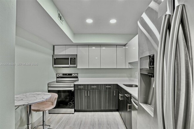 Building Photo - 501 Three Islands Boulevard Unit 518