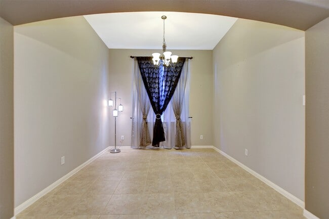 Photo - 18226 Russett Green Dr