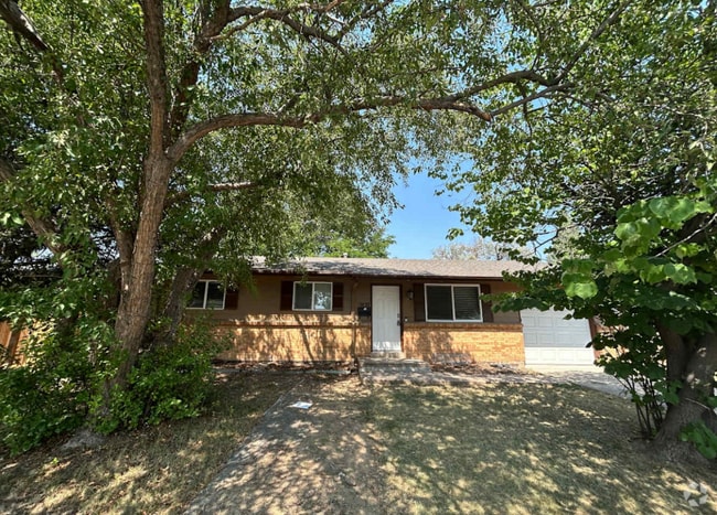 Building Photo - 9135 Judson St Rental