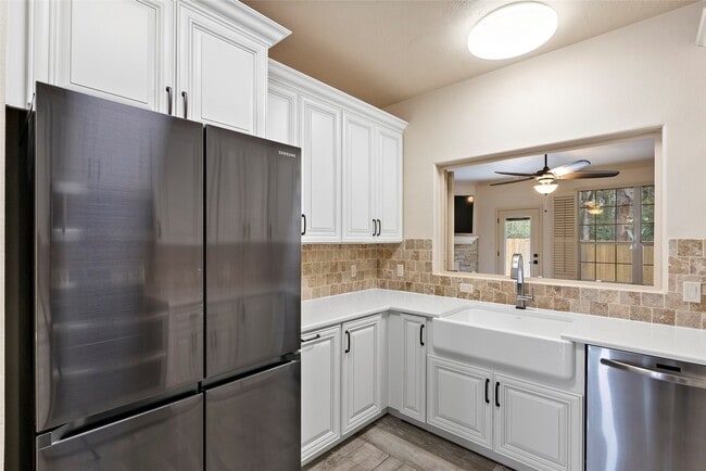 Photo - 1615 Culture Ln