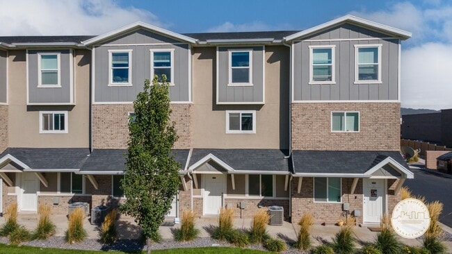 Building Photo - *Porter's Crossing in Eagle Mountain