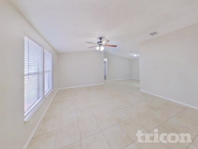 Photo - 1314 Oakcrest Dr