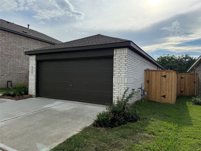 Photo - 9019 Rose Pelican Ln
