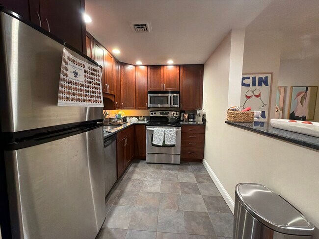 Photo - 78 Gainsborough St Unit 108