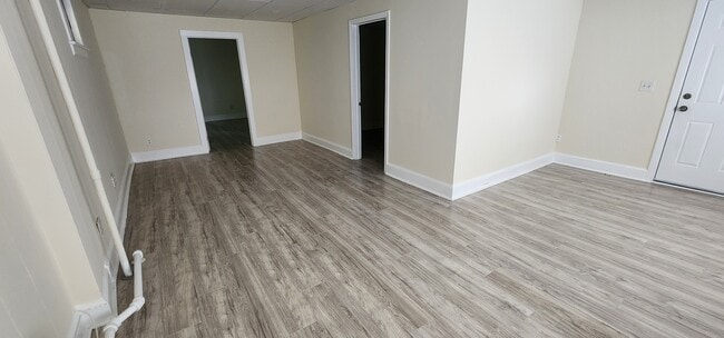 Photo - 2583 Main St Unidad First floor