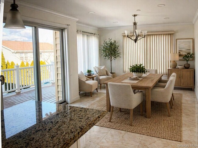 Photo - 97 Gainsborg Ave E