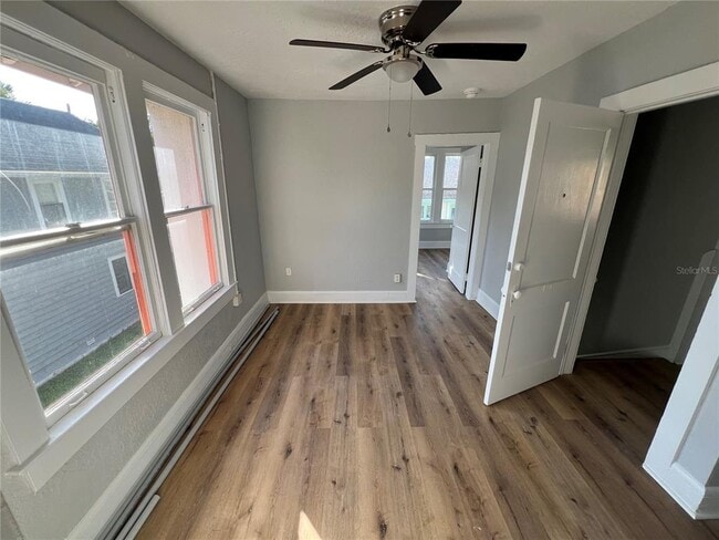 Photo - 713 Davis St Unit 2