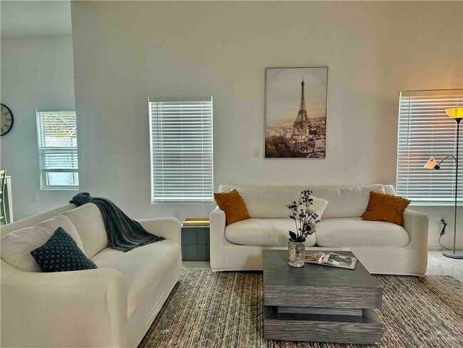 Photo - 21 S 42nd St