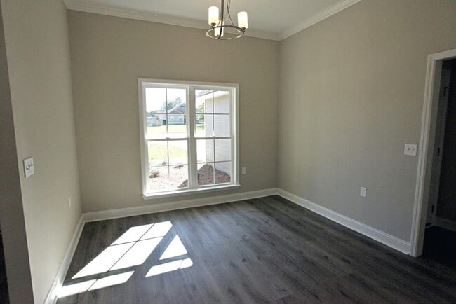 Photo - Stunning 4-Bedroom Home with Modern Amenities in Valdosta's Northlake Subdivision