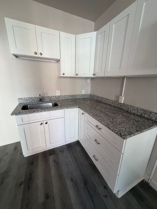 Photo - 420 W King St Unit 420 1/2