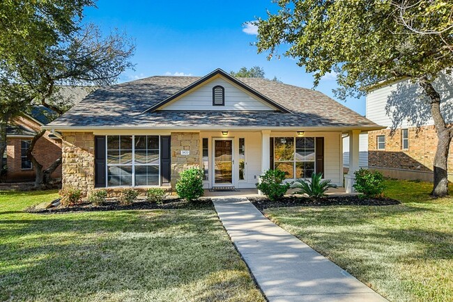 Beautiful One Story Home in Stone Oaks - Beautiful One Story Home in Stone Oaks