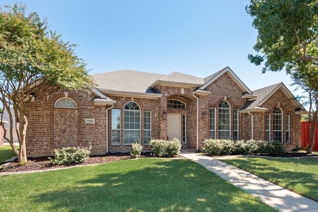 Building Photo - 7900 Brookmount St