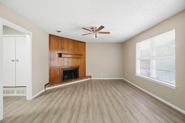 Photo - 7406 Waco Ave