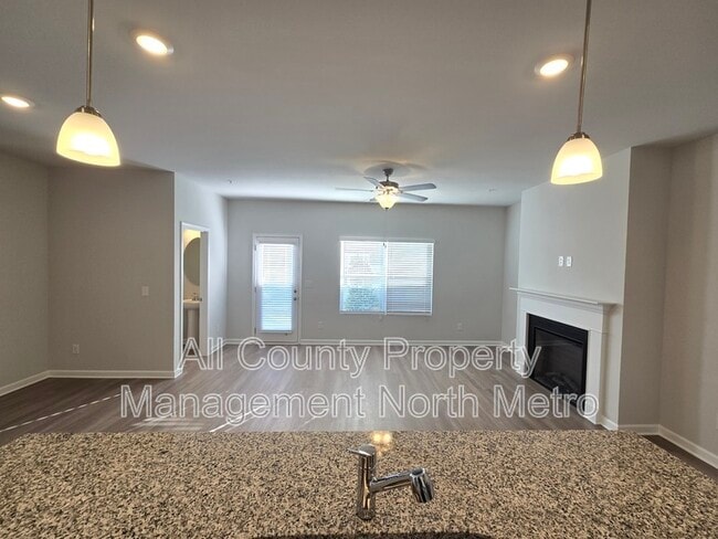 Photo - 438 Lanier Cir