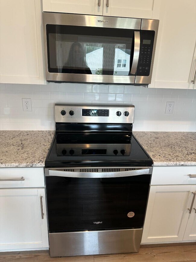 Photo - 1632 Laforce Cv