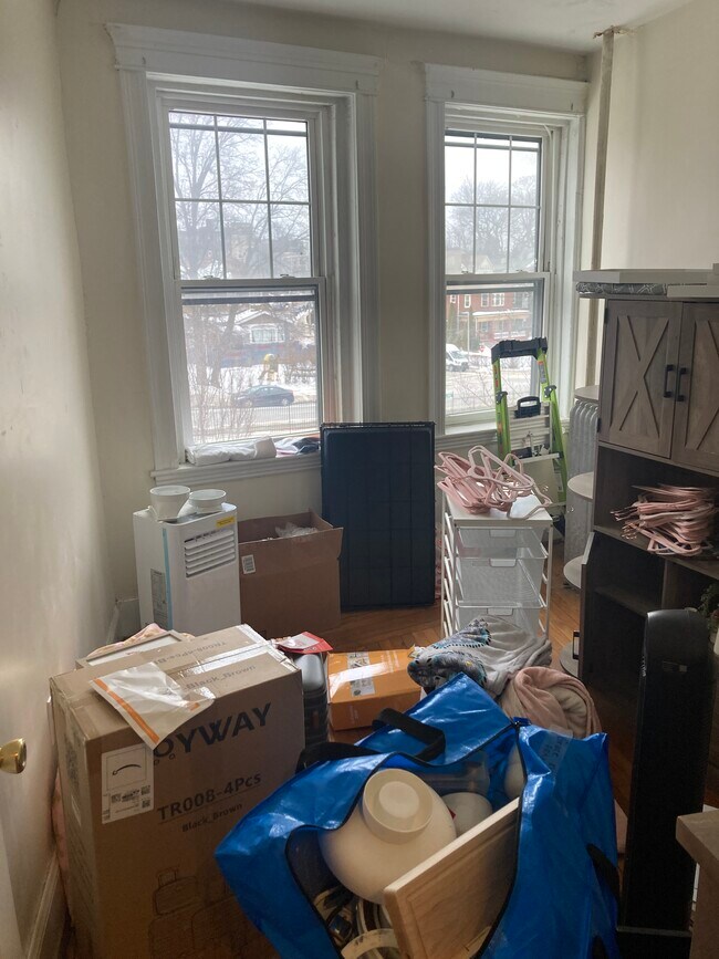 Photo - 1999 Commonwealth Ave Unit 4