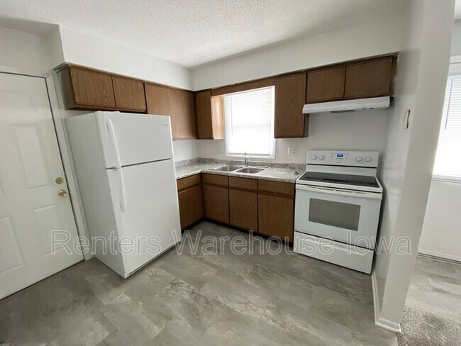 Photo - 822 Hartford Ave