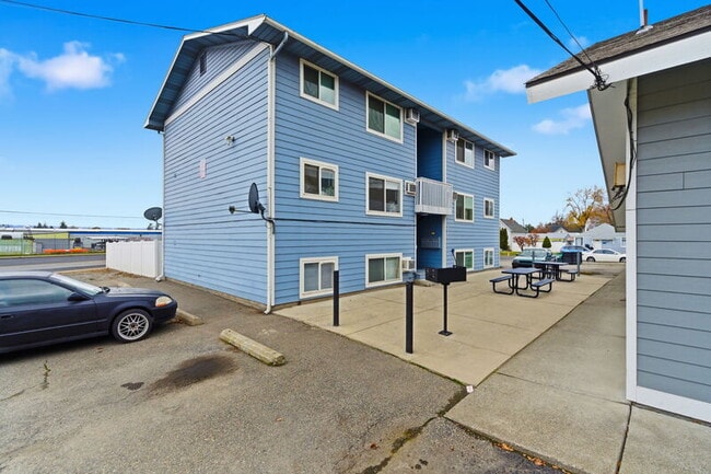 Photo - 2914 N Hogan St