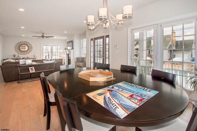 Photo - 8510 Fulton Ave