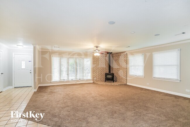Photo - 14042 Hunters Glen