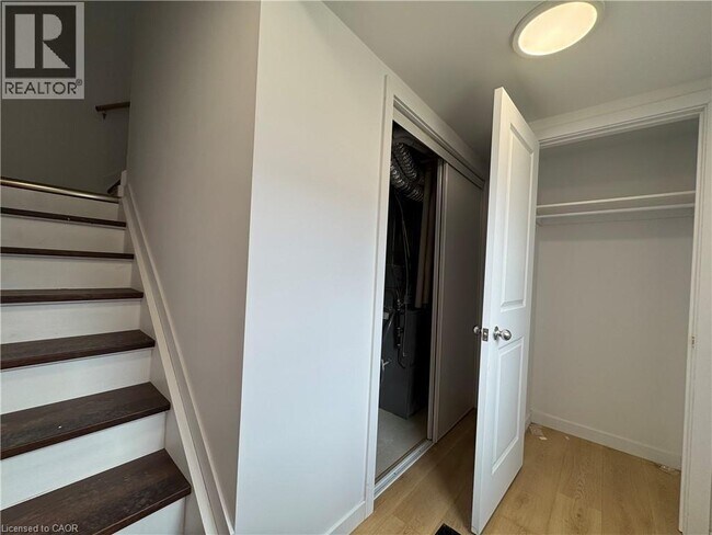 Photo - 113 HighRiver Trl