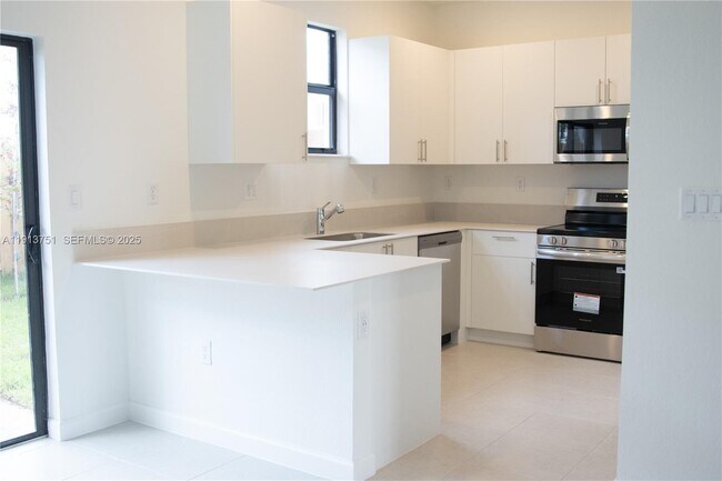 Photo - 23250 SW 133rd Ct