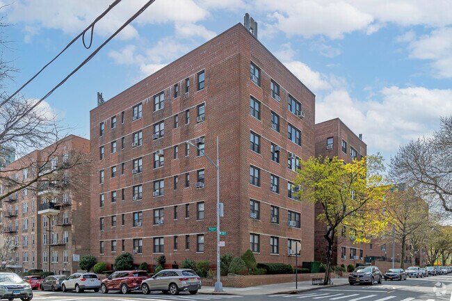 Photo - 620-640 W 239th St Apartments