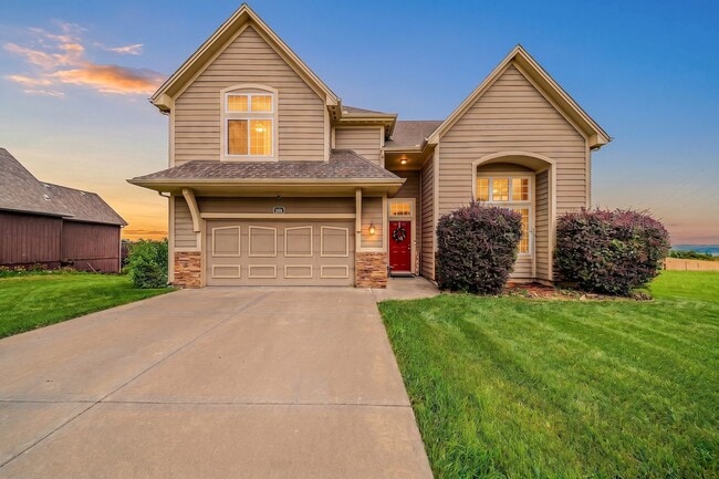 Building Photo - Please View 3D Virtual Walk-Through Before Scheduling a Showing