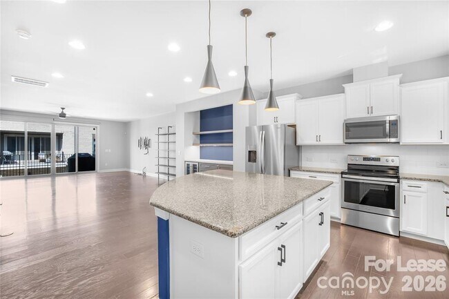 Photo - 1228 Madison Towns Ln