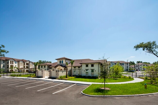 Photo - The Pines Apartments