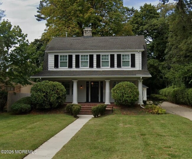 Building Photo - 682 Woodgate Ave