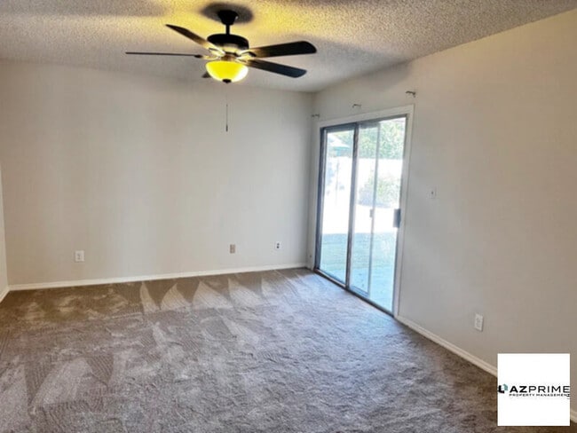 Building Photo - 5346 W Sunnyside Dr