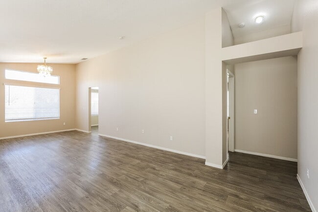 Photo - 1724 Villa Vista Way